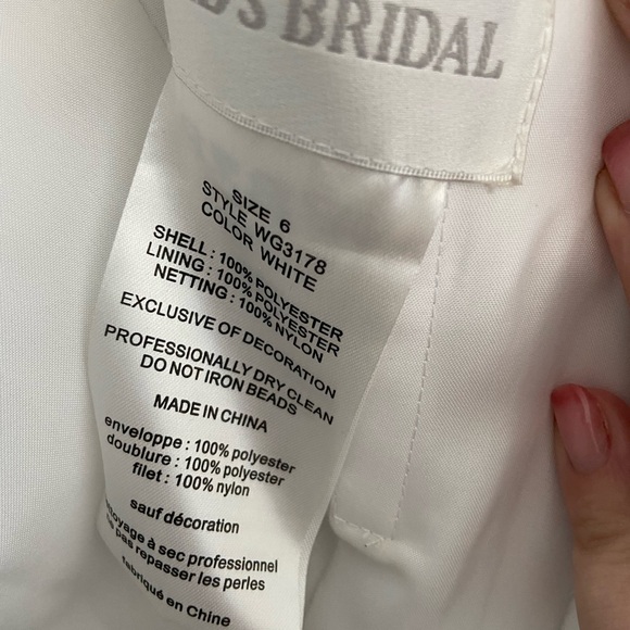 David’s Bridal Sweetheart neckline wedding dress, ball gown - Picture 11 of 12